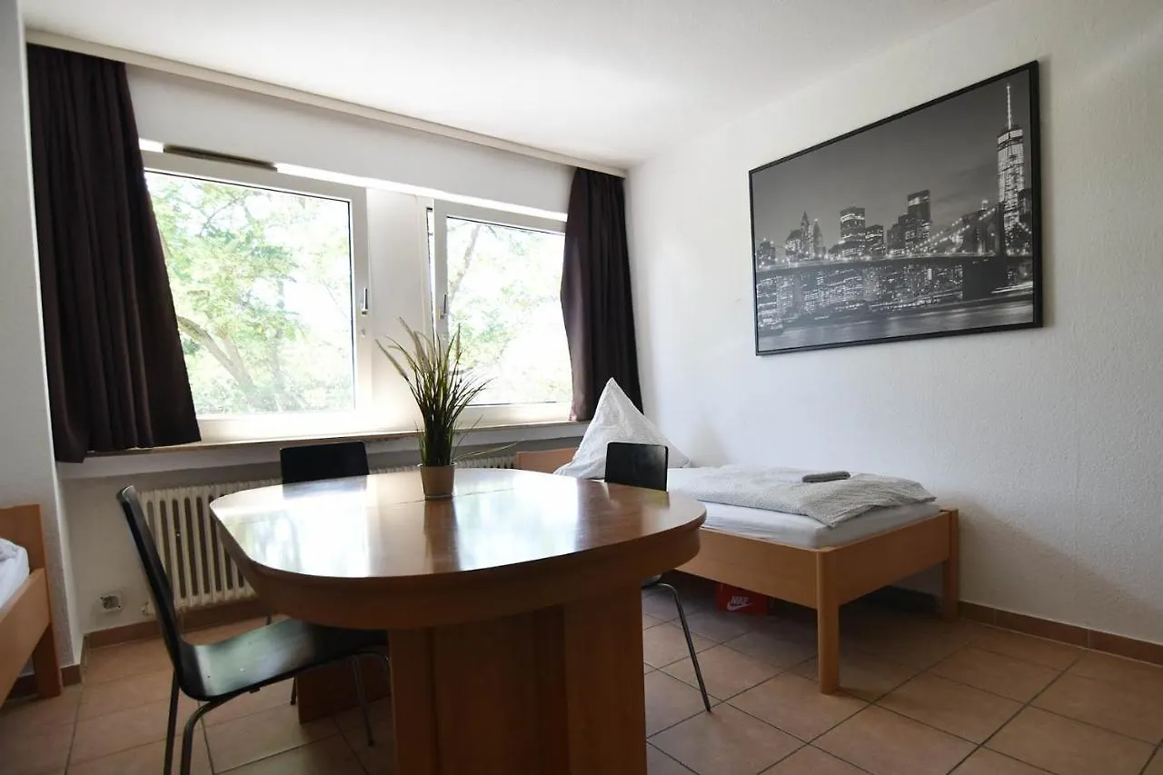 Koeln Hoehenberg Almanya